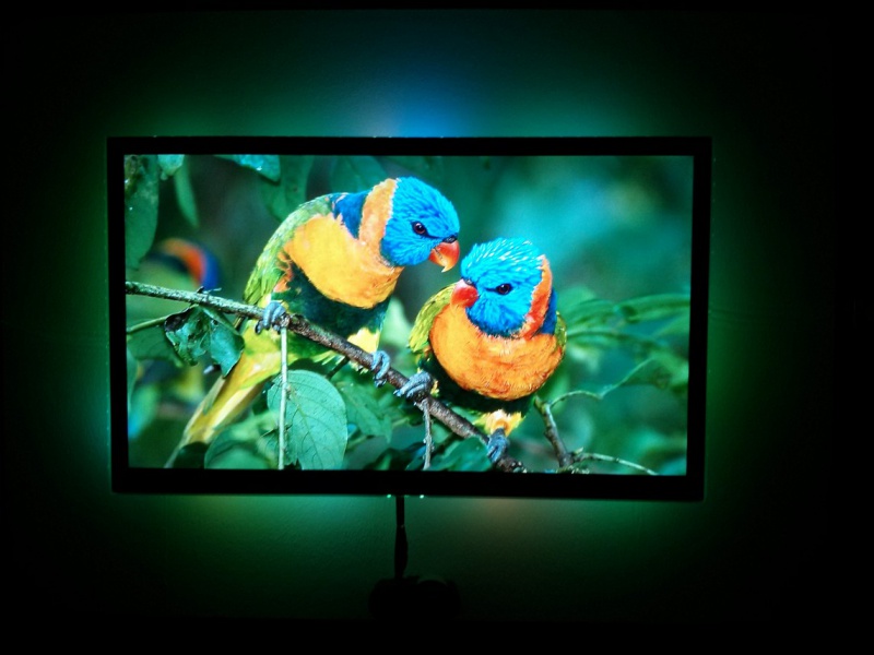 Файл:Ambilight 5.jpg