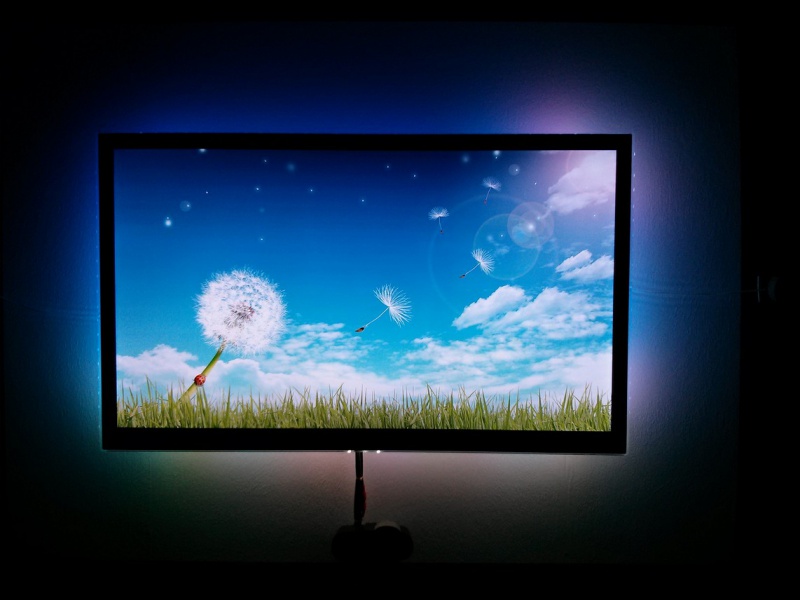 Файл:Ambilight 4.jpg